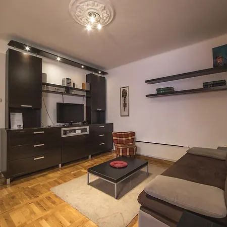 D-home King * بلغراد